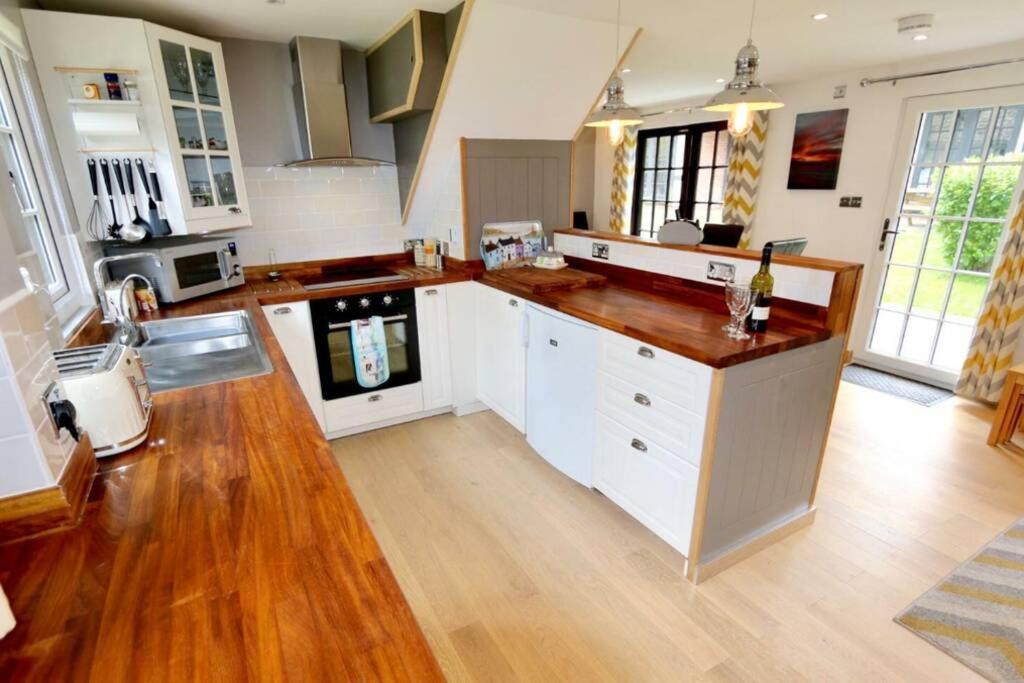 20 Tudor Court " Four Star Aa Accommodation" Hayle Buitenkant foto