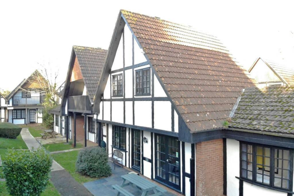 20 Tudor Court " Four Star Aa Accommodation" Hayle Buitenkant foto